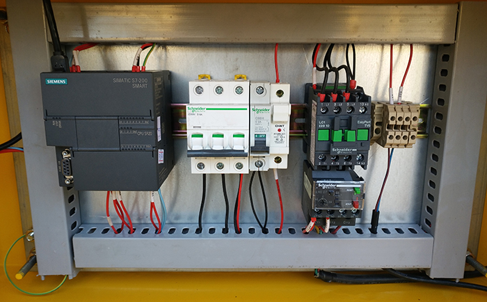 天津某石化集團采購我公司循環水用真空脫氣機