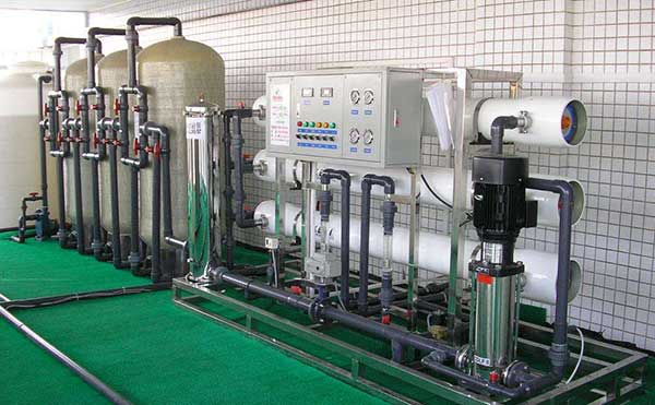 ���B͸Ó�}����ԭ��������M�b��ʽ�Ľ�B(�D�ģ�